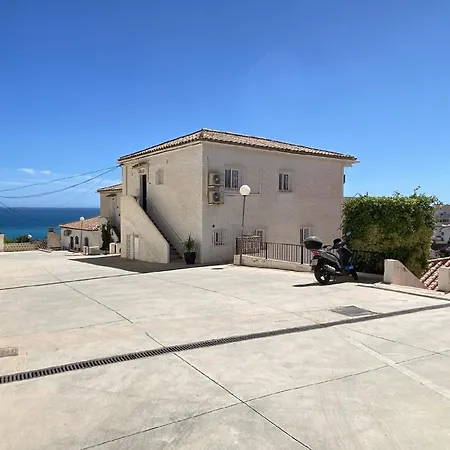 Apartment Fuer 3 Personen Ca 45 Qm In Nerja, Andalusien Costa Del Sol Nerja